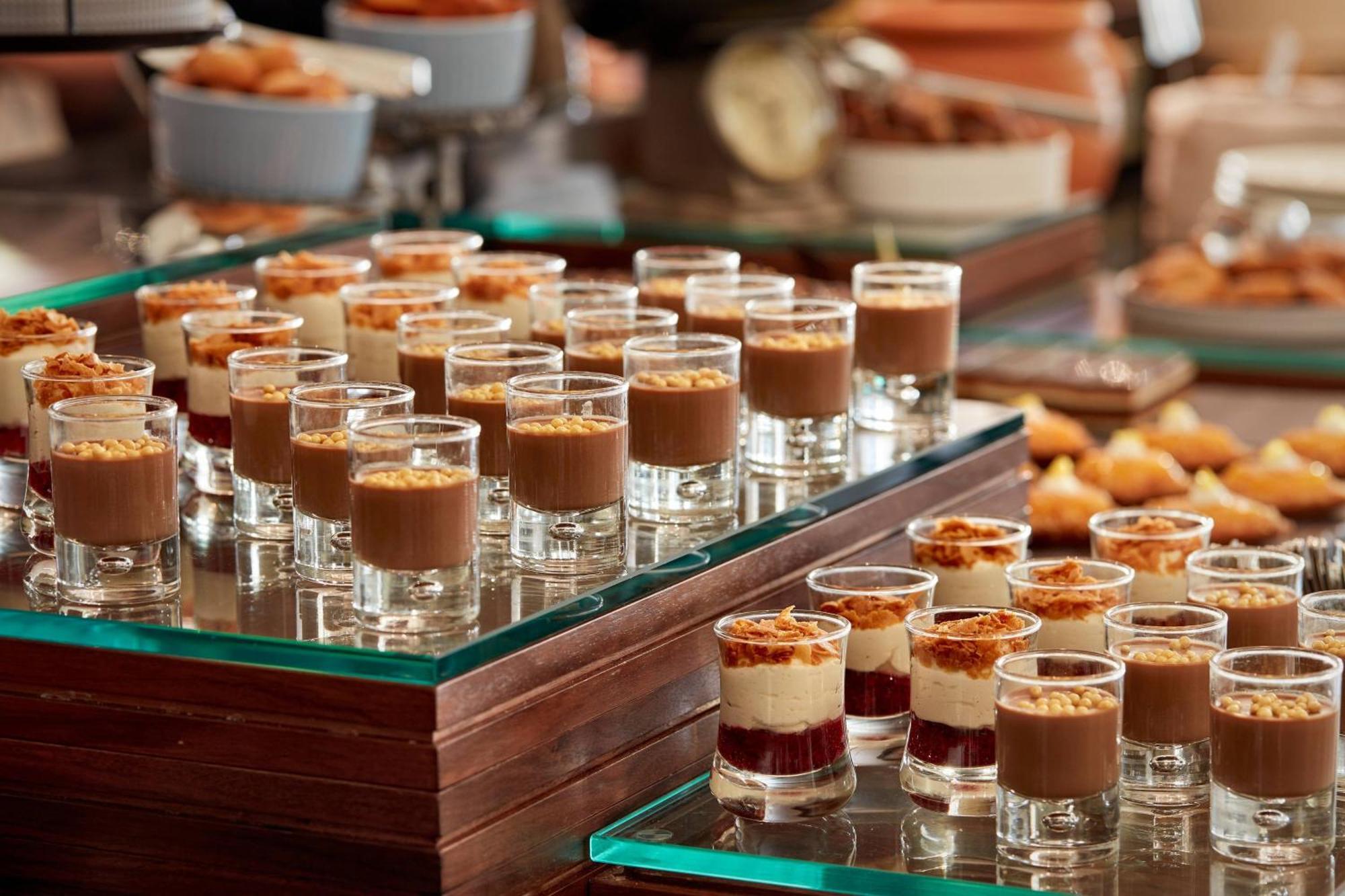 Paragraph Resort & Spa Shekvetili, Autograph Collection Exterior foto Chocolate dessert